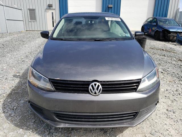 3VW2K7AJ3CM415069 - 2012 VOLKSWAGEN JETTA BASE رمادي صورة 5