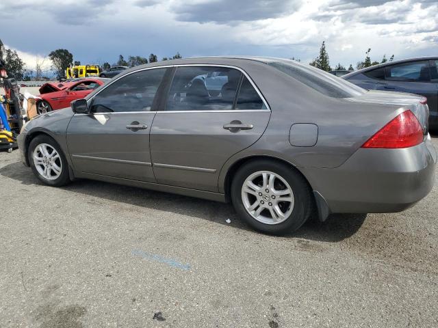 1HGCM56756A131545 - 2006 HONDA ACCORD EX GRAY photo 2