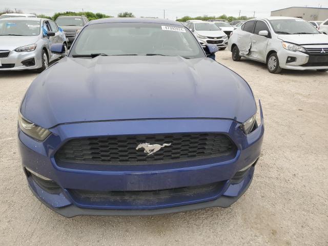 1FA6P8AM1G5256351 - 2016 FORD MUSTANG BLUE photo 5