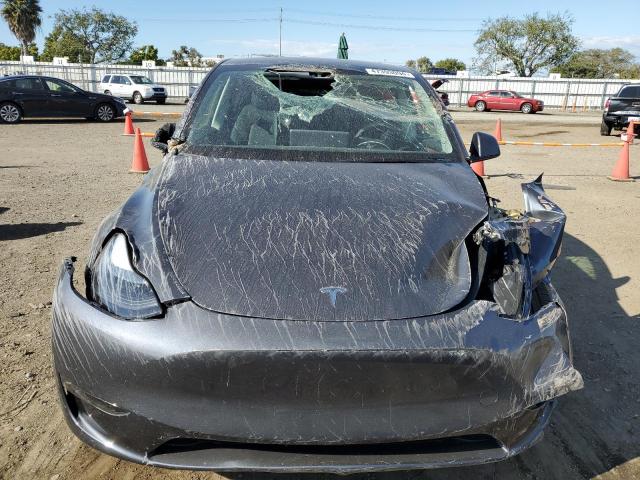 7SAYGDEE7RA214976 - 2024 TESLA MODEL Y SILVER photo 5