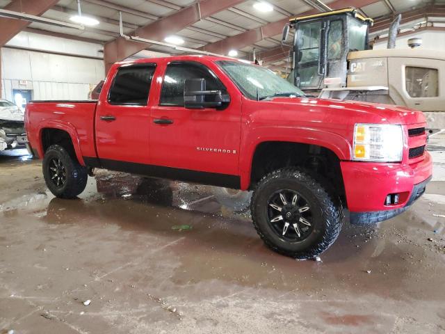 3GCEK13M87G546250 - 2007 CHEVROLET SILVERADO K1500 CREW CAB RED photo 4