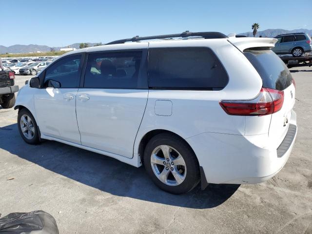 5TDKZ3DC6LS058975 - 2020 TOYOTA SIENNA LE WHITE photo 2