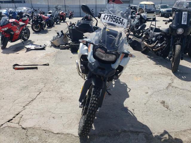 WB10K0305KZ800083 - 2019 BMW F 850 GS ADVENTURE SILVER photo 2