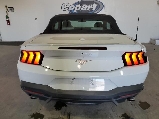 1FAGP8UH4R5114226 - 2024 FORD MUSTANG WHITE photo 6