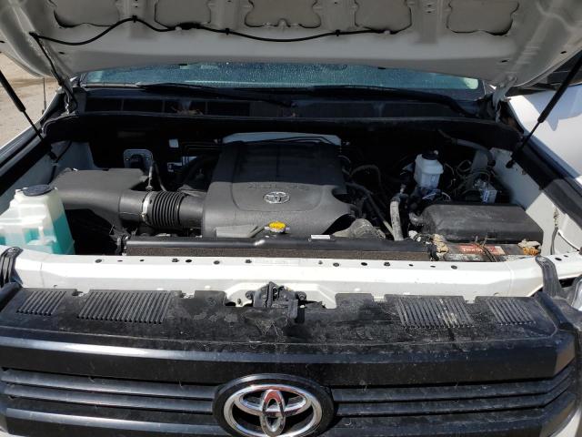 5TFRM5F13HX118037 - 2017 TOYOTA TUNDRA DOUBLE CAB SR/SR5 WHITE photo 11