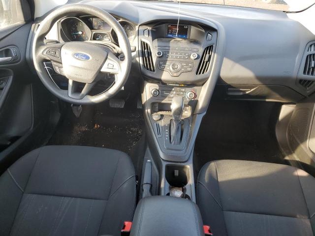 1FADP3F2XJL320049 - 2018 FORD FOCUS SE SILVER photo 8