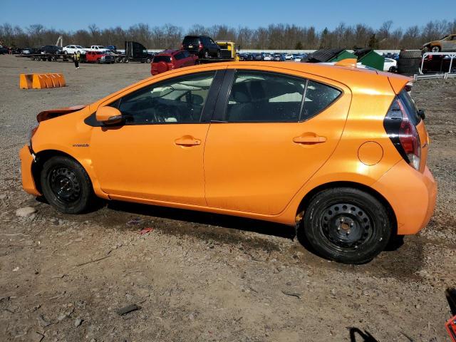 JTDKDTB31F1086881 - 2015 TOYOTA PRIUS C ORANGE photo 2