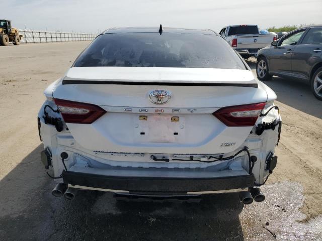 4T1B61HK9KU736073 - 2019 TOYOTA CAMRY XSE WHITE photo 6