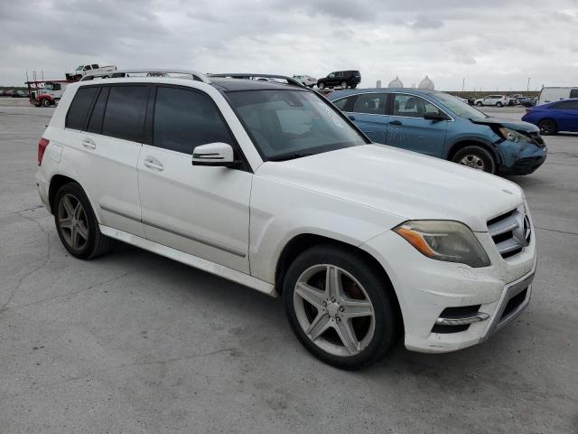 WDCGG0EB6DG095059 - 2013 MERCEDES-BENZ GLK 250 BLUETEC WHITE photo 4