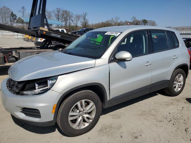 2013 VOLKSWAGEN TIGUAN S, 