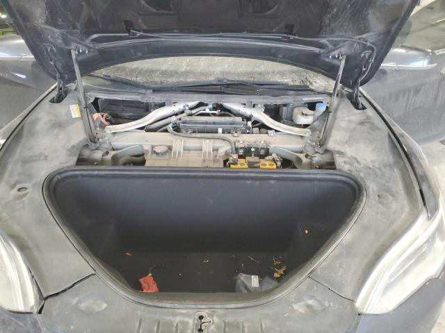 5YJSA1E22GF138169 - 2016 TESLA MODEL S GRAY photo 11