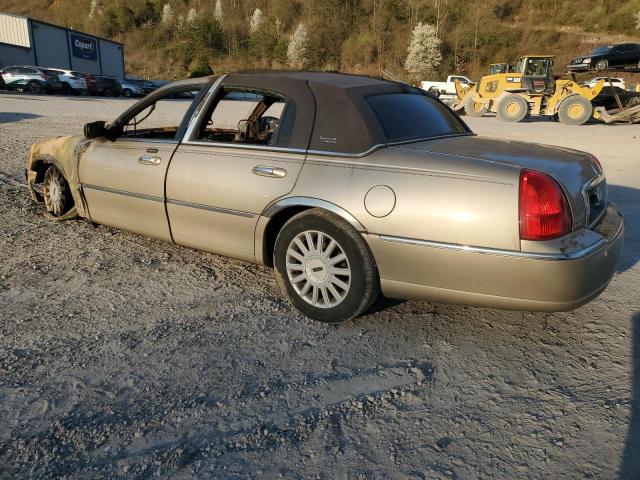 1LNHM82W65Y648308 - 2005 LINCOLN TOWN CAR SIGNATURE LIMITED GOLD photo 2