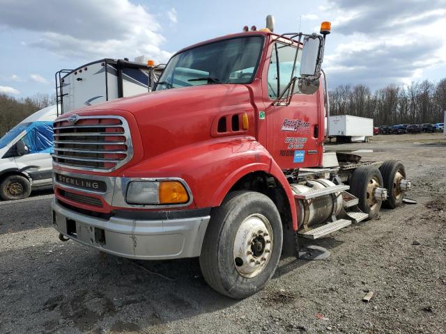 2FWJA3CV37AX24466 - 2007 STERLING TRUCK AT 9500 RED photo 2