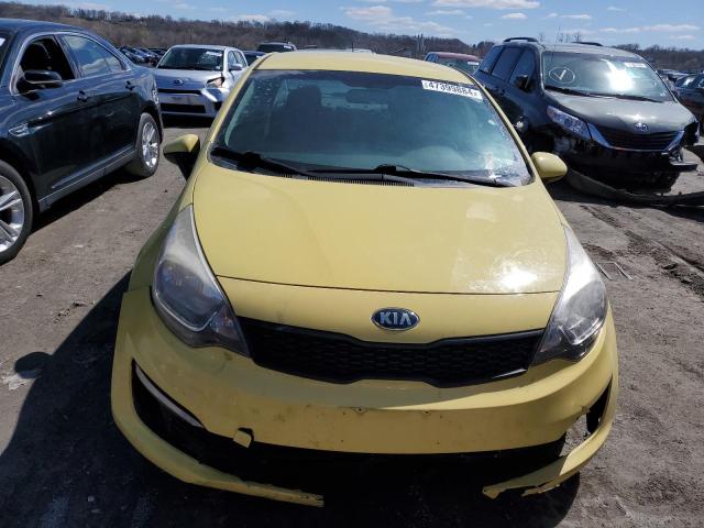 KNADM4A33G6599826 - 2016 KIA RIO LX YELLOW photo 5