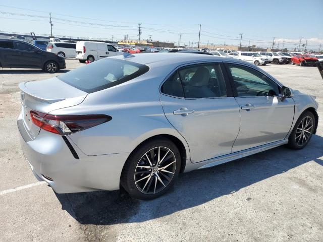 4T1G31AK5RU622543 - 2024 TOYOTA CAMRY SE NIGHT SHADE SILVER photo 3