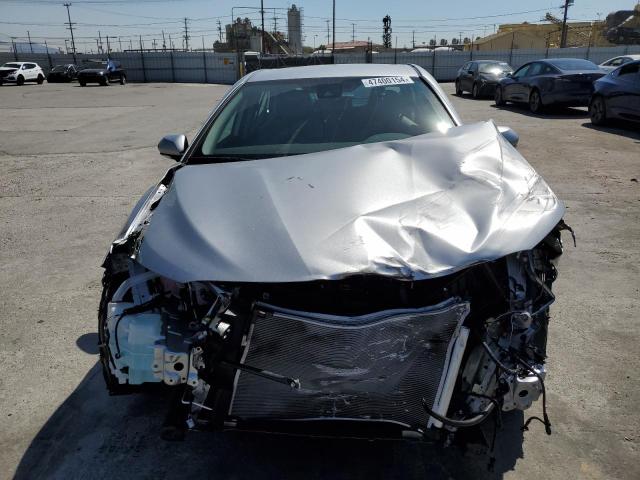 4T1G31AK5RU622543 - 2024 TOYOTA CAMRY SE NIGHT SHADE SILVER photo 5