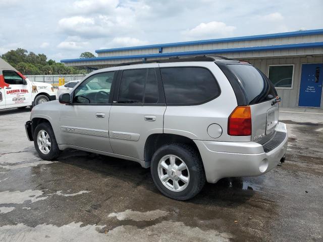 1GKDT13S452334088 - 2005 GMC ENVOY SILVER photo 2