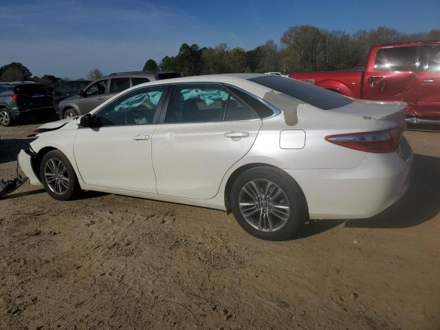 4T1BF1FK7FU112829 - 2015 TOYOTA CAMRY LE WHITE photo 2