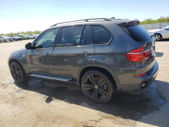 5UXZV8C56BL419534 - 2011 BMW X5 XDRIVE50I BLACK photo 2