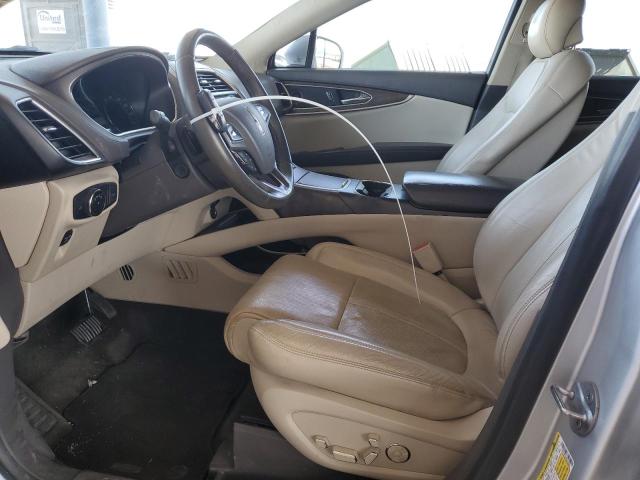 2LMTJ6LP3GBL61852 - 2016 LINCOLN MKX RESERVE SILVER photo 7