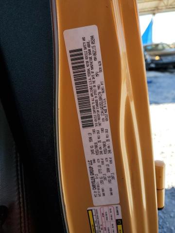 1C4HJWEG5DL684170 - 2013 JEEP WRANGLER U SAHARA Jaune photo 13