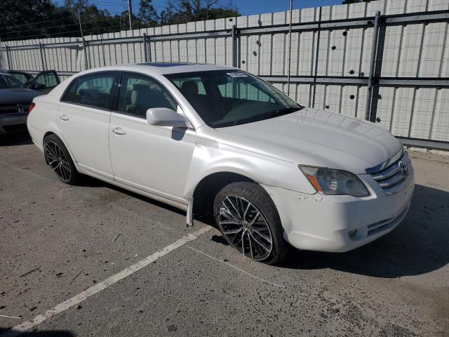 4T1BK36B57U189689 - 2007 TOYOTA AVALON XL WHITE photo 4