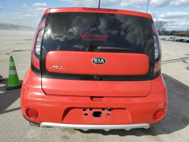 KNDJP3A53J7609443 - 2018 KIA SOUL + RED photo 6