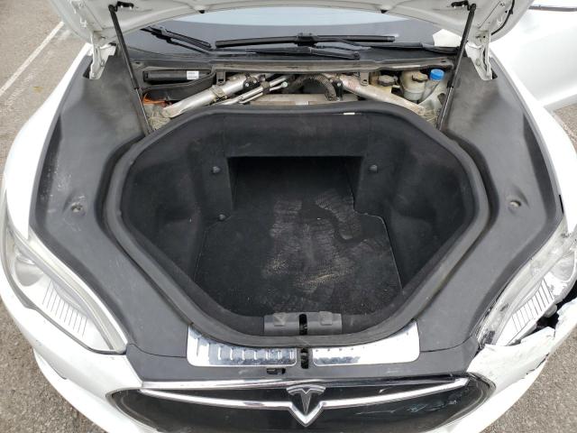 5YJSA1DP8DFP16316 - 2013 TESLA MODEL S WHITE photo 11