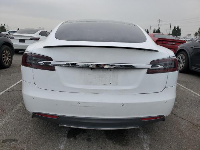 5YJSA1DP8DFP16316 - 2013 TESLA MODEL S WHITE photo 6