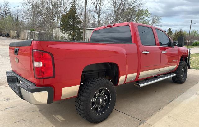 1GCHK636X9F147467 - 2009 CHEVROLET SILVERADO K2500 HEAVY DUTY LTZ RED photo 4