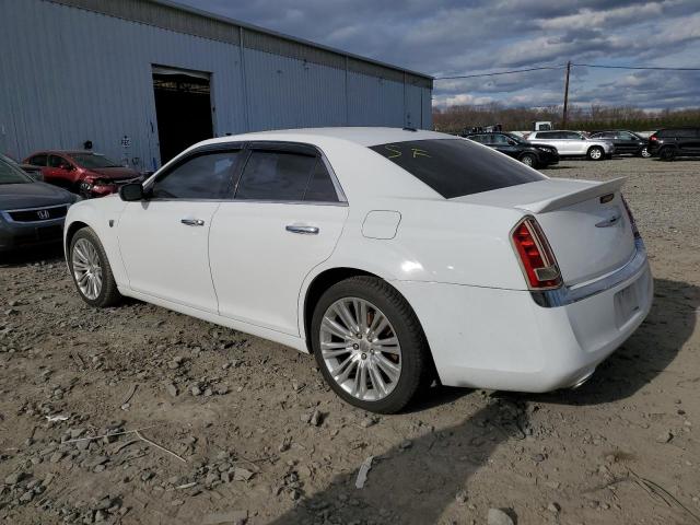 2C3CA6CT5BH592114 - 2011 CHRYSLER 300C WHITE photo 2