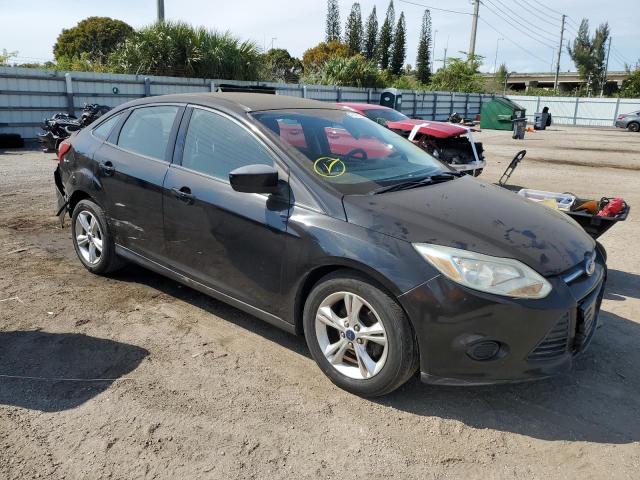 1FAHP3F24CL163347 - 2012 FORD FOCUS SE BLACK photo 4