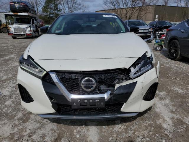 1N4AA6AVXKC382611 - 2019 NISSAN MAXIMA S WHITE photo 5