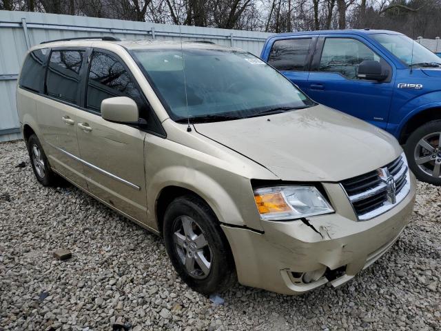 2D4RN5D12AR496857 - 2010 DODGE GRAND CARA SXT TAN photo 4