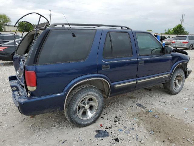 1GNCS13W71K160063 - 2001 CHEVROLET BLAZER BLUE photo 3