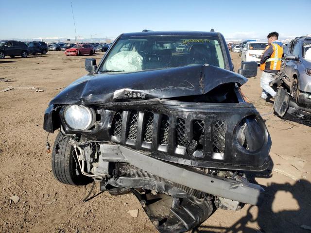 1C4NJRFB7GD581337 - 2016 JEEP PATRIOT LATITUDE BLACK photo 5