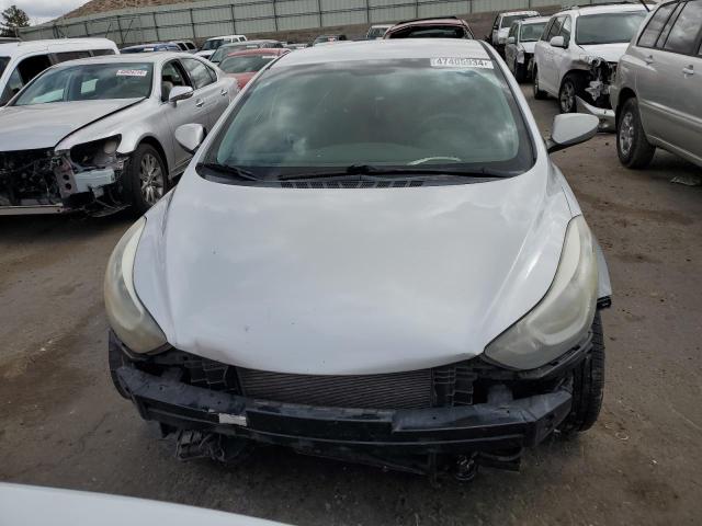 5NPDH4AE8EH469259 - 2014 HYUNDAI ELANTRA SE SILVER photo 5