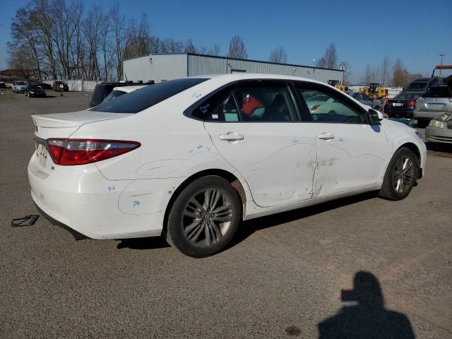 4T1BF1FKXHU766761 - 2017 TOYOTA CAMRY LE WHITE photo 3