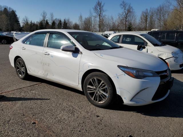 4T1BF1FKXHU766761 - 2017 TOYOTA CAMRY LE WHITE photo 4