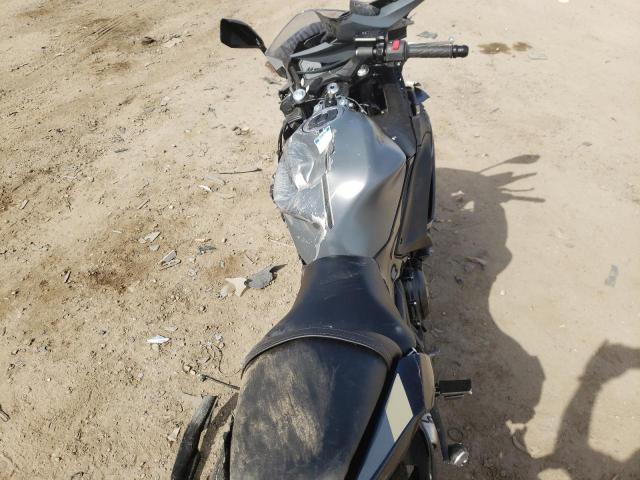 ML5EXER19RDAB1975 - 2024 KAWASAKI EX650 R BLACK photo 5