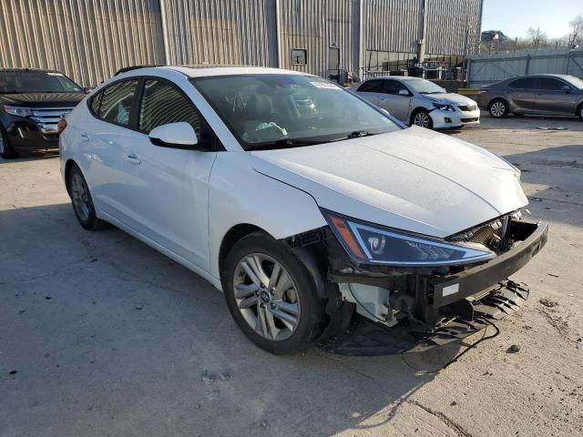 5NPD84LFXLH605507 - 2020 HYUNDAI ELANTRA SEL WHITE photo 4