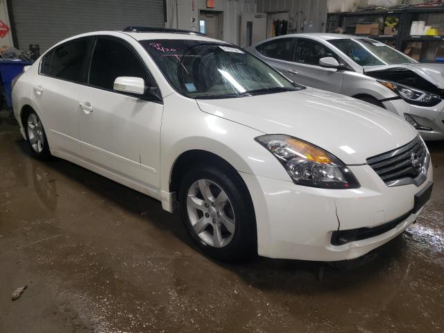 1N4BL21E17N466805 - 2007 NISSAN ALTIMA 3.5SE WHITE photo 4