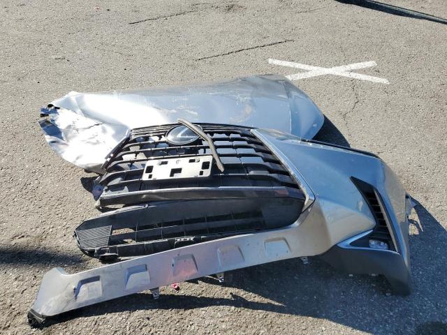 JTJDARBZ5M2187421 - 2021 LEXUS NX 300 BASE 银色 照片 13