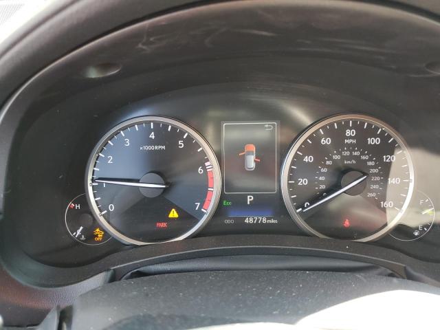 JTJDARBZ5M2187421 - 2021 LEXUS NX 300 BASE 银色 照片 9