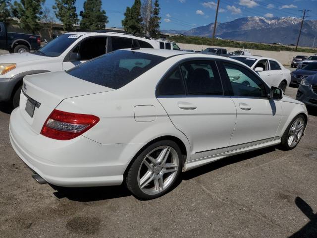 WDDGF54X28R023004 - 2008 MERCEDES-BENZ C 300 WHITE photo 3