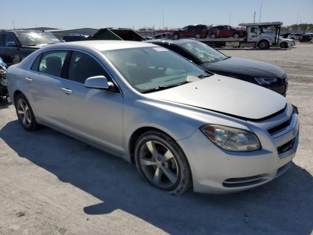1G1ZC5EUXBF157454 - 2011 CHEVROLET MALIBU 1LT 银色 照片 4