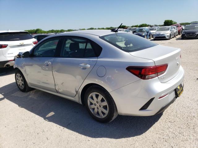 3KPA24AD1NE491491 - 2022 KIA RIO LX SILVER photo 2