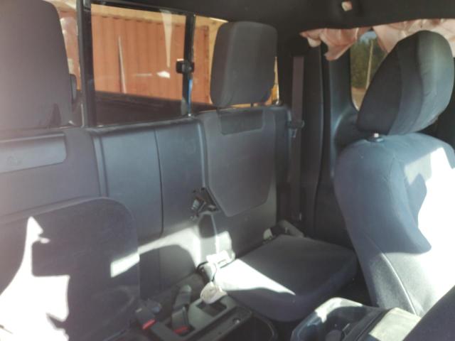 5TFSZ5AN1JX153873 - 2018 TOYOTA TACOMA ACCESS CAB ვერცხლისფერი ფოტო 10