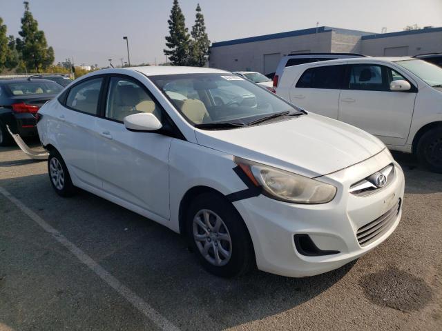 KMHCT4AE6EU609563 - 2014 HYUNDAI ACCENT GLS WHITE photo 4