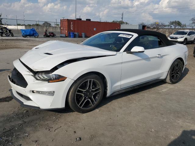 1FATP8UH0K5138835 - 2019 FORD MUSTANG WHITE photo 1
